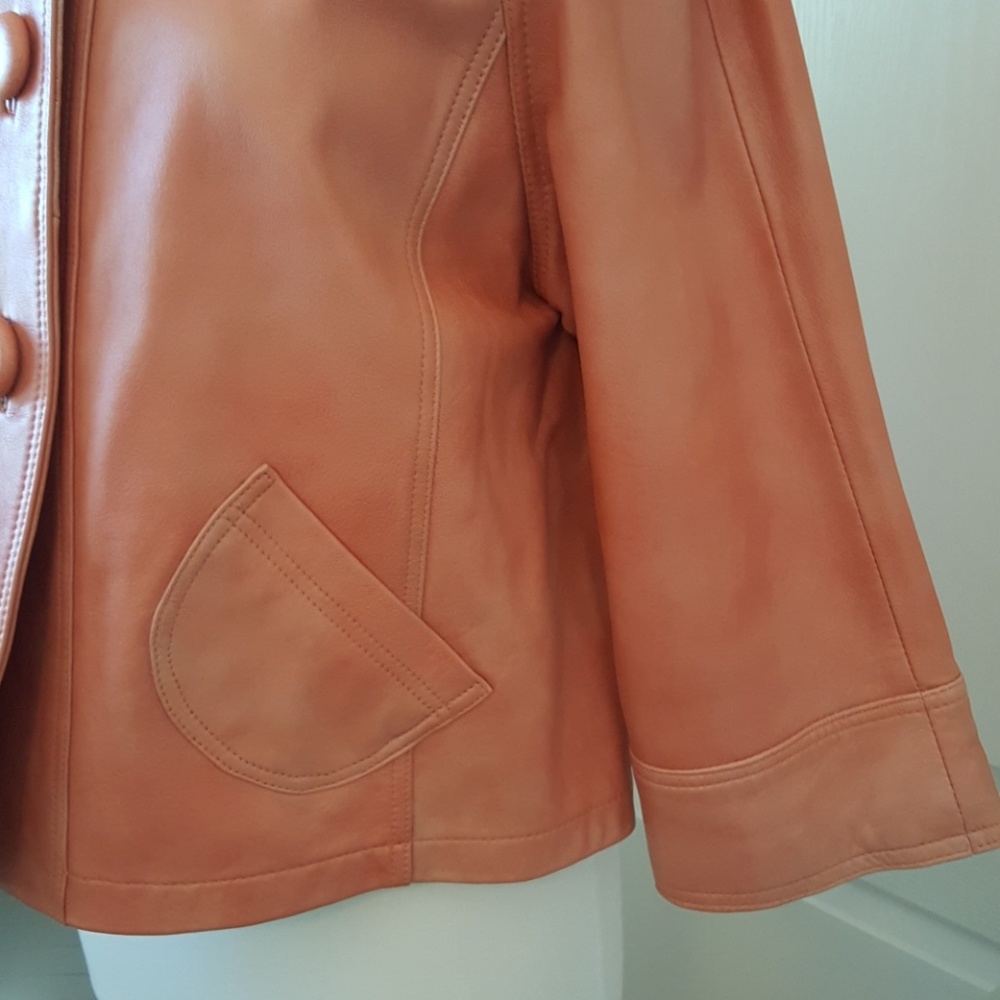 Leather jacket - Picture 2 of 6